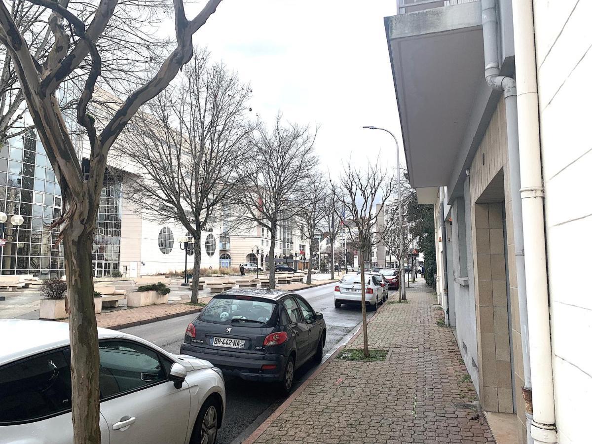 Le Callou - Parking - Face Aux Thermes - Rez De Chaussee فيشي المظهر الخارجي الصورة